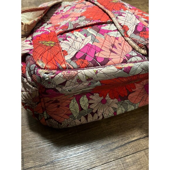 Vera Bradley keep Charged campus tech backpack floral - Picture 5 of 11